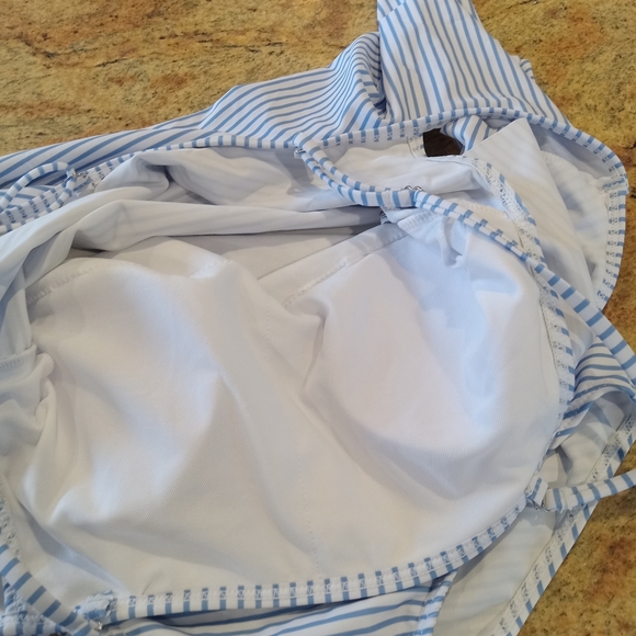 Swim - Picture 3 of 4